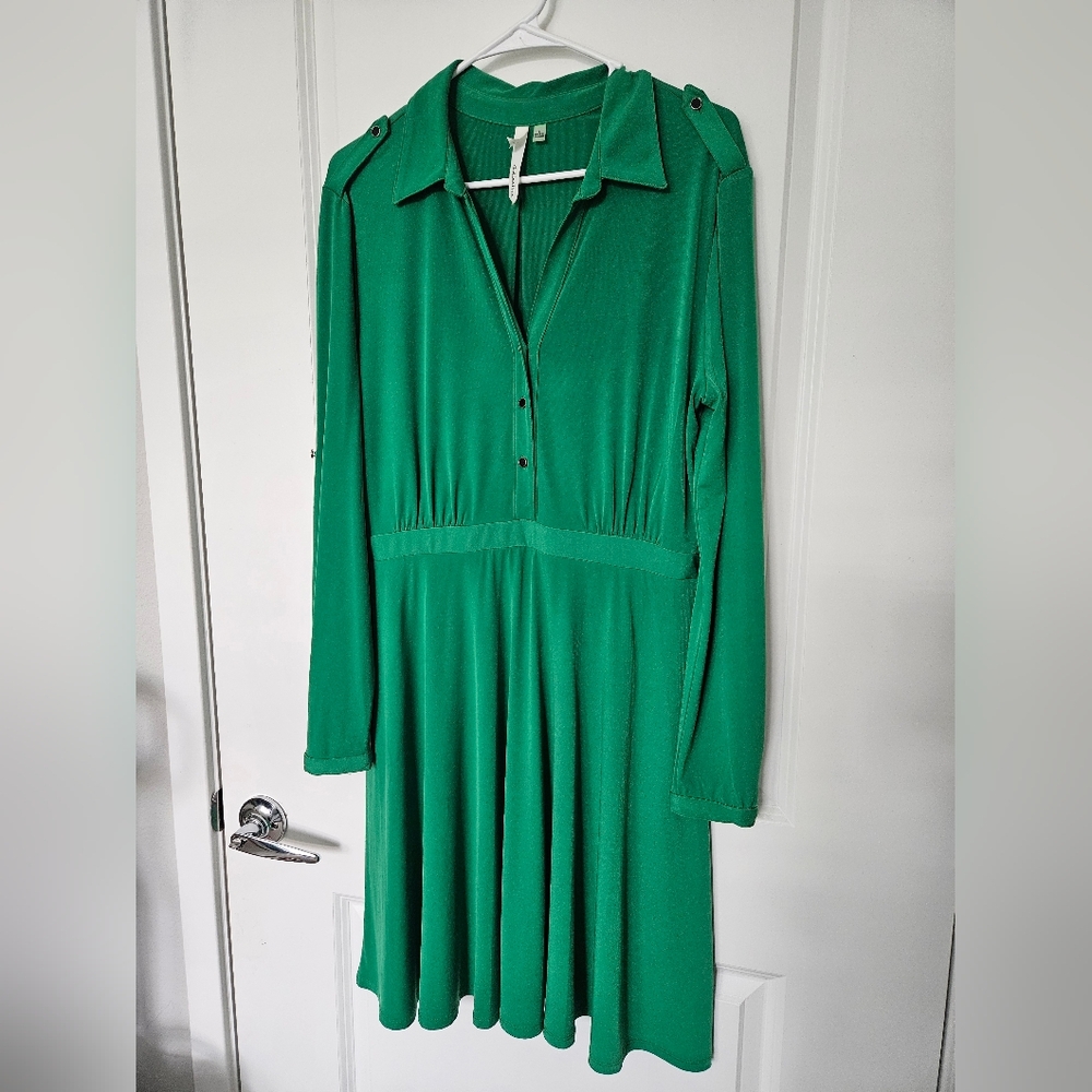 NY Collection Vibrant Green Button-Up Midi Dress